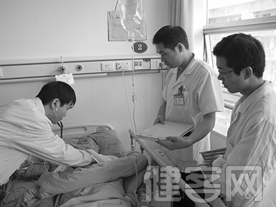 79歲老太突發心肌梗塞停止心跳 3分鐘後“復活”