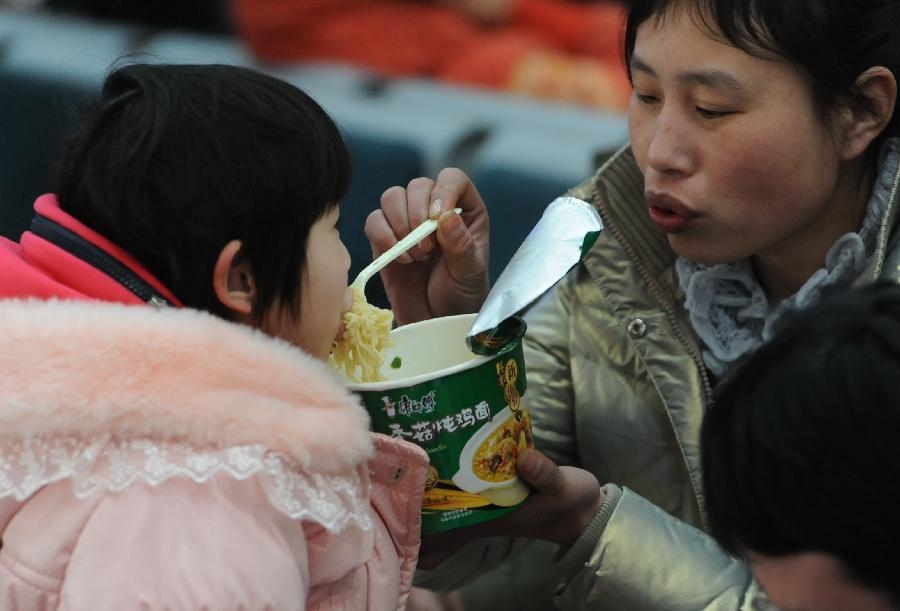 兒童應少吃快餐，恐導致高血壓