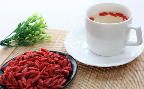 喝什麼中藥茶飲能降血壓 哪些中藥茶飲喝了能降血壓 什麼中藥茶飲喝了能降血壓